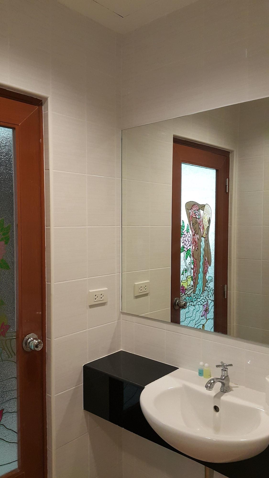 B Space Residence Nong Prue Εξωτερικό φωτογραφία