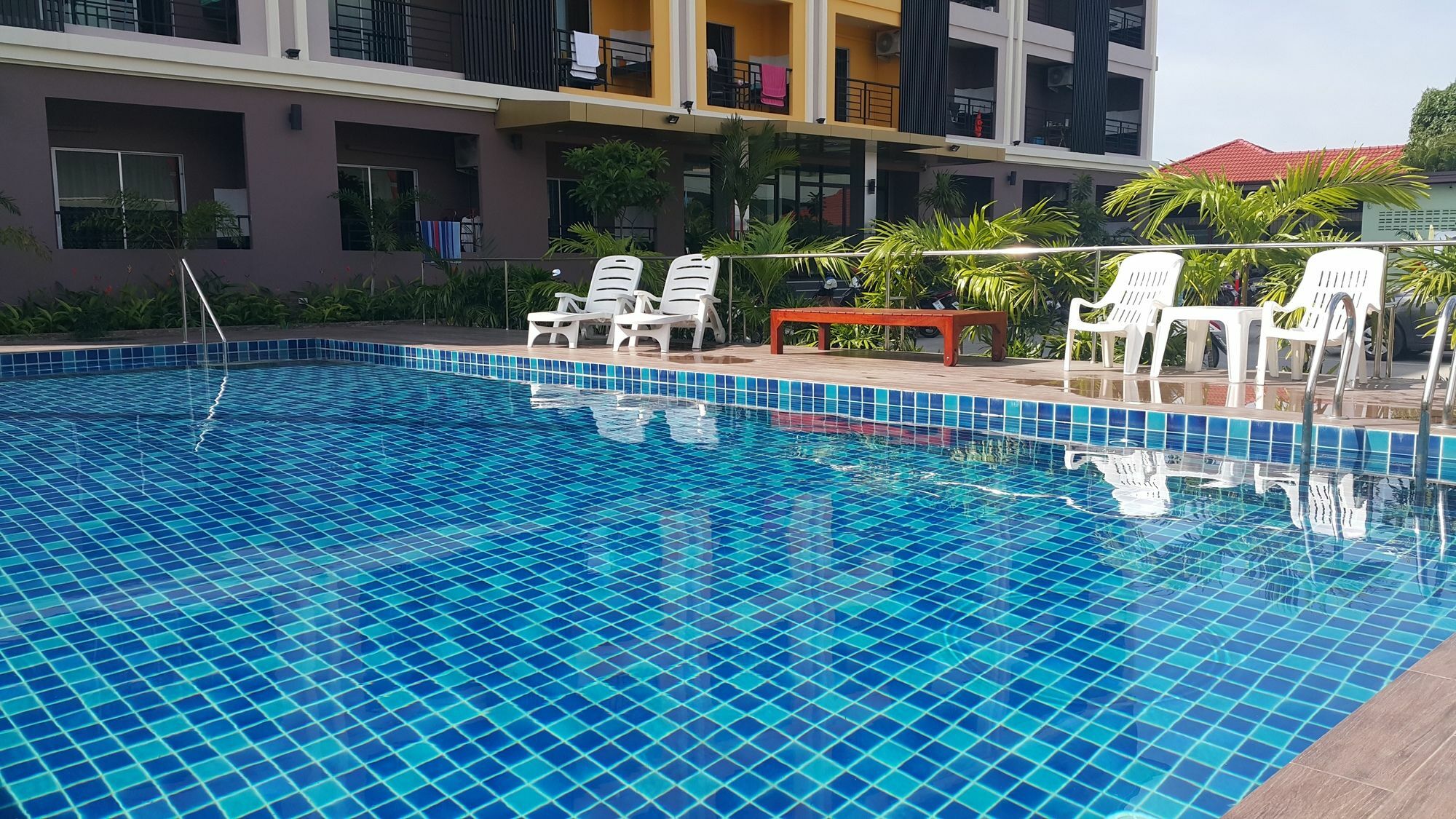 B Space Residence Nong Prue Εξωτερικό φωτογραφία