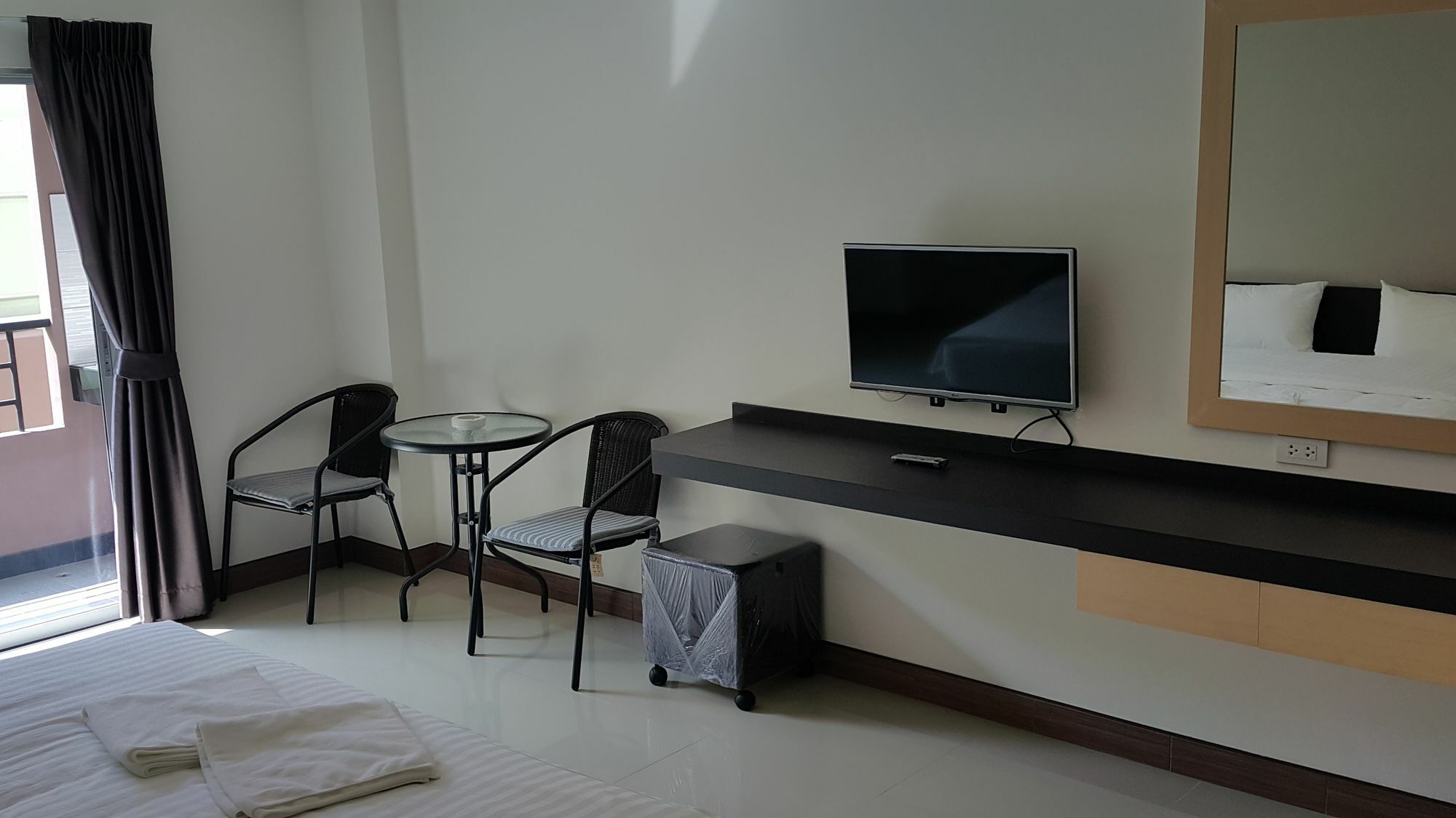 B Space Residence Nong Prue Εξωτερικό φωτογραφία