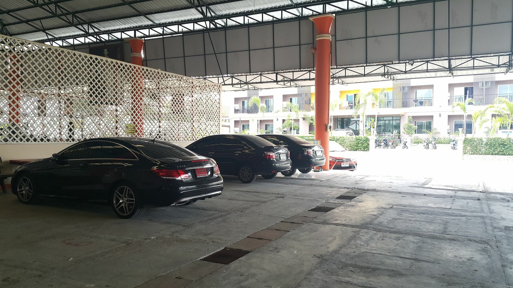 B Space Residence Nong Prue Εξωτερικό φωτογραφία