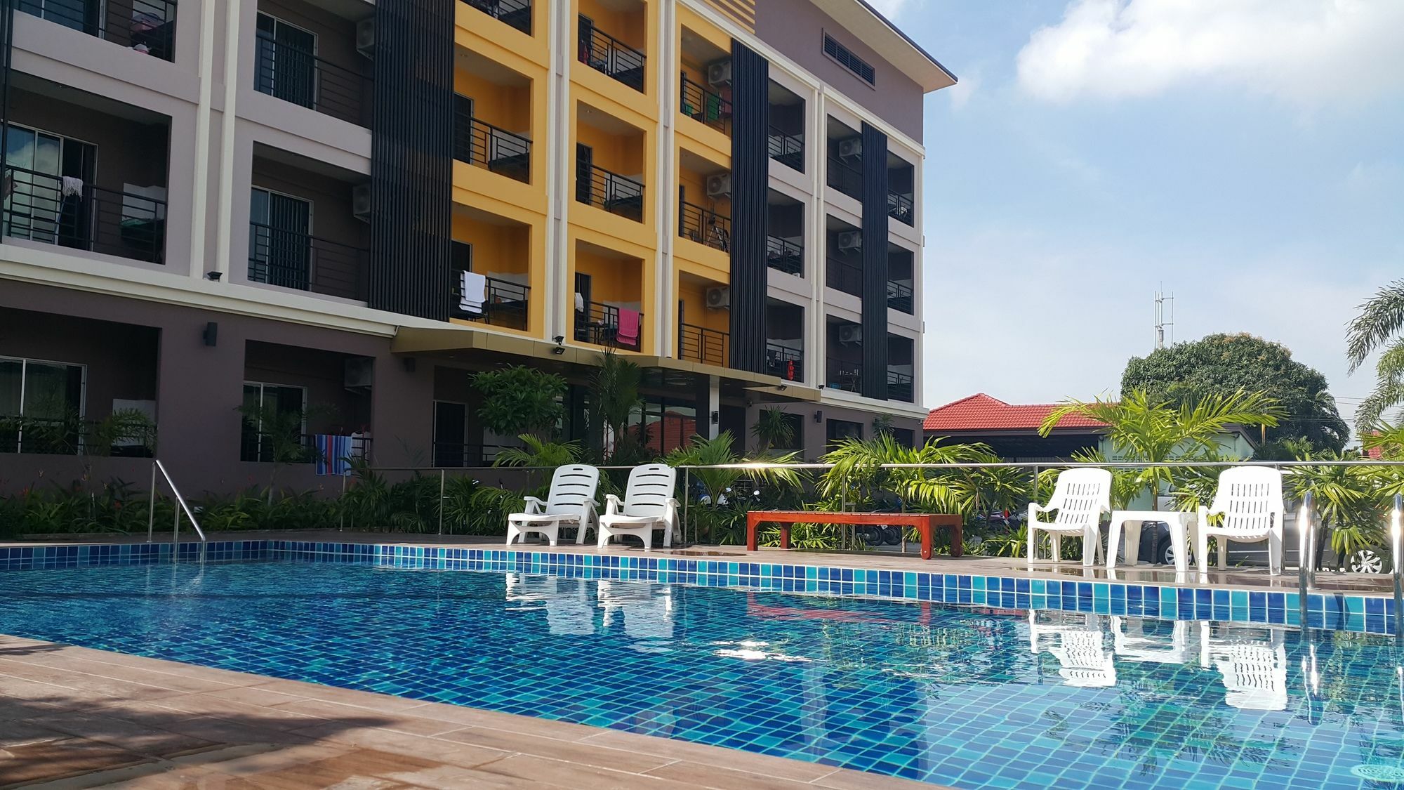 B Space Residence Nong Prue Εξωτερικό φωτογραφία